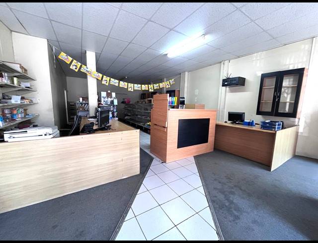1,100M² RETAIL FOR SALE IN EAST LONDON CENTRAL